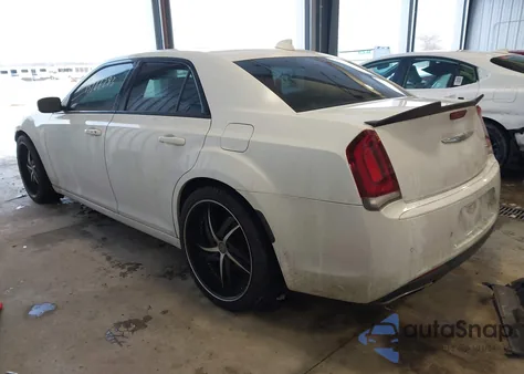 2015 Chrysler 300 from USA, damaged, VIN 2C3CCABG9FH772946